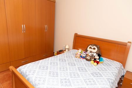 Casa à venda com 140m², 3 quartos e 2 vagas Casa à venda com 140m², 3 quartos e 2 vagasSuite