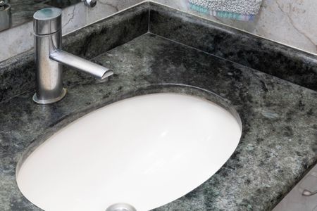 Casa à venda com 140m², 3 quartos e 2 vagas Casa à venda com 140m², 3 quartos e 2 vagasBanheiro Social