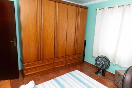 Casa à venda com 140m², 3 quartos e 2 vagas Casa à venda com 140m², 3 quartos e 2 vagasQuarto 3