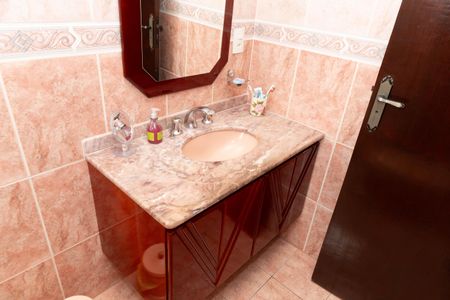 Casa à venda com 140m², 3 quartos e 2 vagas Casa à venda com 140m², 3 quartos e 2 vagasBanheiro da Suíte 1