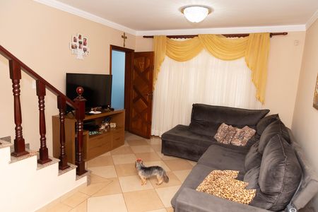 Casa à venda com 140m², 3 quartos e 2 vagas Casa à venda com 140m², 3 quartos e 2 vagasSala