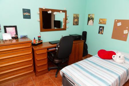 Casa à venda com 140m², 3 quartos e 2 vagas Casa à venda com 140m², 3 quartos e 2 vagasQuarto 3