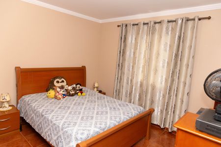 Casa à venda com 140m², 3 quartos e 2 vagas Casa à venda com 140m², 3 quartos e 2 vagasSuite