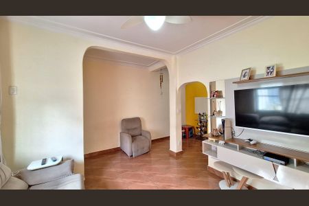 Casa à venda com 108m², 2 quartos e 1 vaga Casa à venda com 108m², 2 quartos e 1 vagaSala