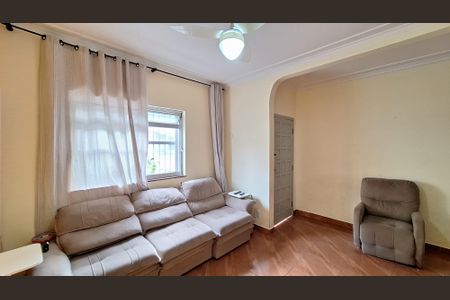 Casa à venda com 108m², 2 quartos e 1 vaga Casa à venda com 108m², 2 quartos e 1 vagaSala