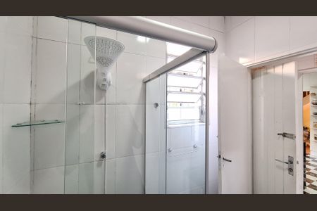 Casa à venda com 108m², 2 quartos e 1 vaga Casa à venda com 108m², 2 quartos e 1 vagaBanheiro Social