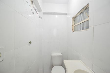 Casa à venda com 134m², 2 quartos e 2 vagas Casa à venda com 134m², 2 quartos e 2 vagasEdícula