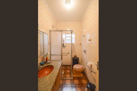 Casa à venda com 134m², 2 quartos e 2 vagas Casa à venda com 134m², 2 quartos e 2 vagasBanheiro