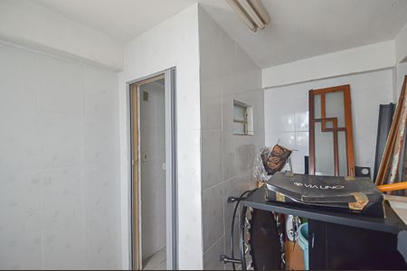 Casa à venda com 134m², 2 quartos e 2 vagas Casa à venda com 134m², 2 quartos e 2 vagasEdícula