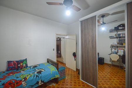 Casa à venda com 134m², 2 quartos e 2 vagas Casa à venda com 134m², 2 quartos e 2 vagasQuarto 1