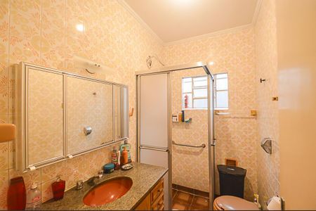 Casa à venda com 134m², 2 quartos e 2 vagas Casa à venda com 134m², 2 quartos e 2 vagasBanheiro