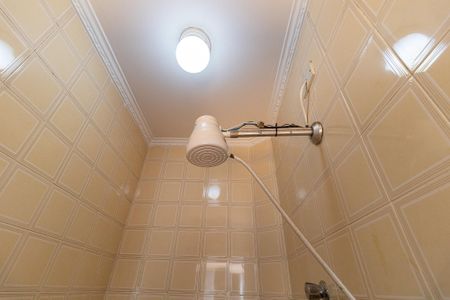 Casa à venda com 170m², 4 quartos e 2 vagas Casa à venda com 170m², 4 quartos e 2 vagasBanheiro 2