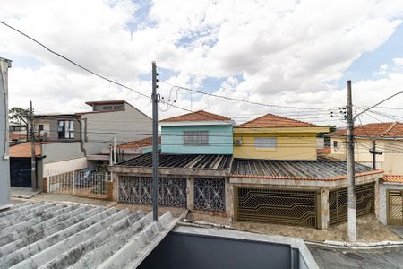 Casa à venda com 170m², 4 quartos e 2 vagas Casa à venda com 170m², 4 quartos e 2 vagasVista do Quarto 2