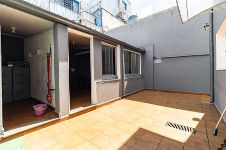 Casa à venda com 170m², 4 quartos e 2 vagas Casa à venda com 170m², 4 quartos e 2 vagasQuintal