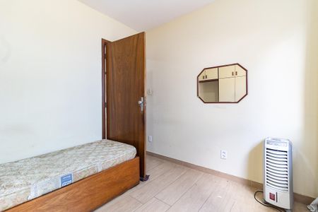 Casa à venda com 170m², 4 quartos e 2 vagas Casa à venda com 170m², 4 quartos e 2 vagasQuarto 3