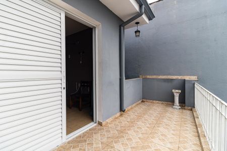 Casa à venda com 170m², 4 quartos e 2 vagas Casa à venda com 170m², 4 quartos e 2 vagasVaranda do Quarto 1