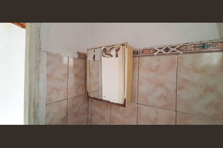 Casa à venda com 150m², 5 quartos e 1 vaga Casa à venda com 150m², 5 quartos e 1 vagaCasa 2 - Banheiro