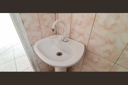 Casa à venda com 150m², 5 quartos e 1 vaga Casa à venda com 150m², 5 quartos e 1 vagaCasa 2 - Banheiro