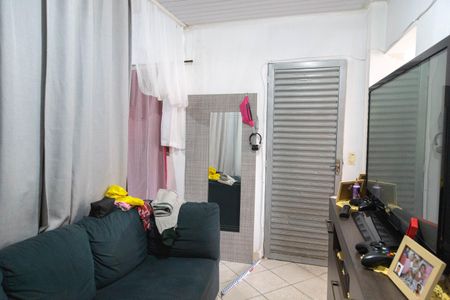 Casa à venda com 220m², 5 quartos e sem vaga Casa à venda com 220m², 5 quartos e sem vagaSala Casa 3