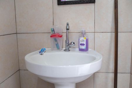 Casa à venda com 220m², 5 quartos e sem vaga Casa à venda com 220m², 5 quartos e sem vagaBanheiro Casa 3