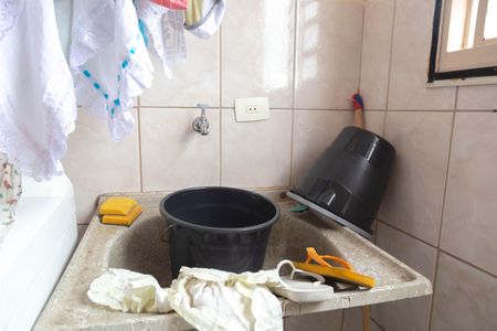 Casa à venda com 220m², 5 quartos e sem vaga Casa à venda com 220m², 5 quartos e sem vagaArea de Serviço Casa 2