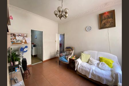 Casa à venda com 100m², 2 quartos e 1 vaga Casa à venda com 100m², 2 quartos e 1 vagaSala