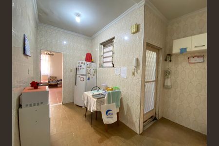 Casa à venda com 100m², 2 quartos e 1 vaga Casa à venda com 100m², 2 quartos e 1 vagaCozinha