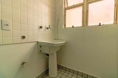 Apartamento para alugar com 65m², 2 quartos e 1 vaga Apartamento para alugar com 65m², 2 quartos e 1 vagaÁrea de Serviço