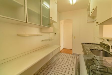 Apartamento para alugar com 65m², 2 quartos e 1 vaga Apartamento para alugar com 65m², 2 quartos e 1 vagaCozinha