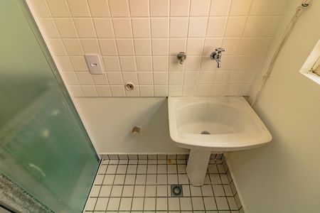 Apartamento para alugar com 65m², 2 quartos e 1 vaga Apartamento para alugar com 65m², 2 quartos e 1 vagaÁrea de Serviço