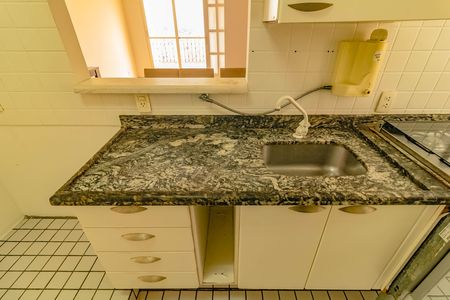 Apartamento para alugar com 65m², 2 quartos e 1 vaga Apartamento para alugar com 65m², 2 quartos e 1 vagaCozinha