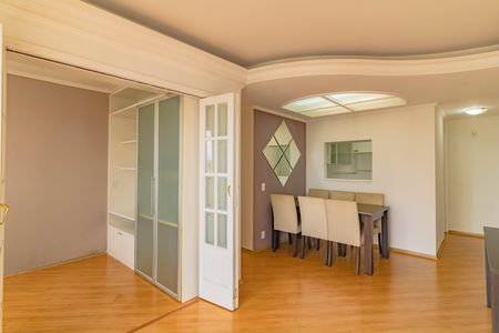 Apartamento para alugar com 65m², 2 quartos e 1 vaga Apartamento para alugar com 65m², 2 quartos e 1 vagaSala