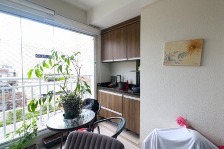 Apartamento à venda com 67m², 2 quartos e 1 vaga Apartamento à venda com 67m², 2 quartos e 1 vagaVaranda