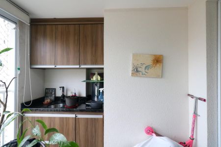 Apartamento à venda com 67m², 2 quartos e 1 vaga Apartamento à venda com 67m², 2 quartos e 1 vagaVaranda
