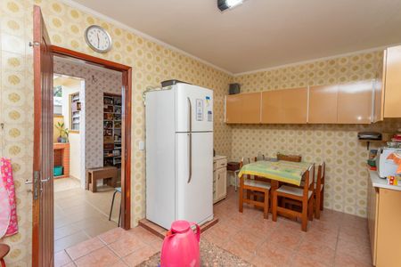 Casa à venda com 133m², 3 quartos e 2 vagas Casa à venda com 133m², 3 quartos e 2 vagasCozinha