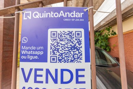 Casa à venda com 133m², 3 quartos e 2 vagas Casa à venda com 133m², 3 quartos e 2 vagasPlaca