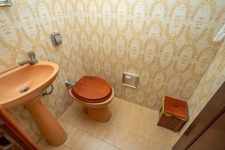 Casa à venda com 133m², 3 quartos e 2 vagas Casa à venda com 133m², 3 quartos e 2 vagasLavabo