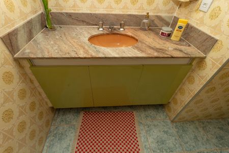 Casa à venda com 133m², 3 quartos e 2 vagas Casa à venda com 133m², 3 quartos e 2 vagasBanheiro da suíte