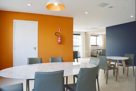 Apartamento para alugar com 55m², 2 quartos e 1 vaga Apartamento para alugar com 55m², 2 quartos e 1 vagaÁrea comum - Salão de festas