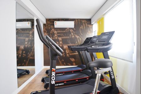 Apartamento para alugar com 55m², 2 quartos e 1 vaga Apartamento para alugar com 55m², 2 quartos e 1 vagaÁrea comum - Academia