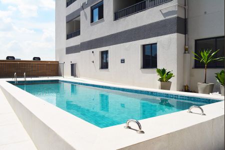 Apartamento para alugar com 55m², 2 quartos e 1 vaga Apartamento para alugar com 55m², 2 quartos e 1 vagaÁrea comum - Piscina