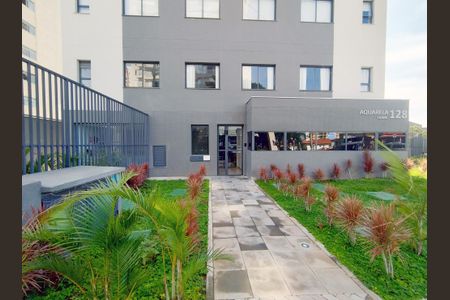 Apartamento para alugar com 55m², 2 quartos e 1 vaga Apartamento para alugar com 55m², 2 quartos e 1 vagaFachada