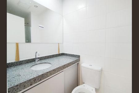 Apartamento para alugar com 55m², 2 quartos e 1 vaga Apartamento para alugar com 55m², 2 quartos e 1 vagaBanheiro da Suíte 2