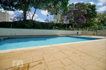 Apartamento à venda com 75m², 3 quartos e 1 vaga Apartamento à venda com 75m², 3 quartos e 1 vagaÁrea comum - Piscina