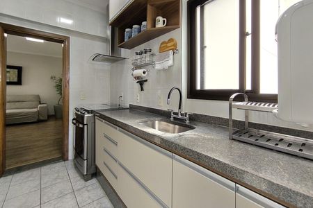 Apartamento à venda com 92m², 3 quartos e 2 vagas Apartamento à venda com 92m², 3 quartos e 2 vagasCozinha
