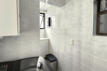 Apartamento à venda com 92m², 3 quartos e 2 vagas Apartamento à venda com 92m², 3 quartos e 2 vagasÁrea de Serviço