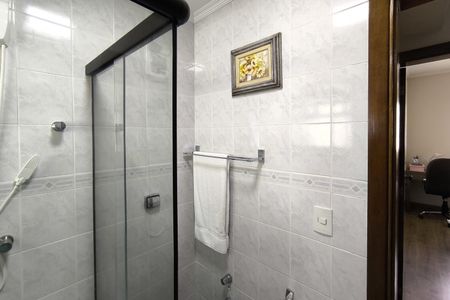 Apartamento à venda com 92m², 3 quartos e 2 vagas Apartamento à venda com 92m², 3 quartos e 2 vagasBanheiro 2