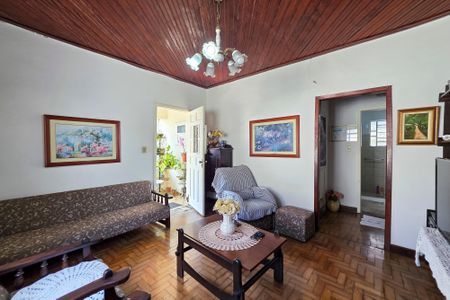 Casa para alugar com 180m², 1 quarto e 3 vagas Casa para alugar com 180m², 1 quarto e 3 vagasSala