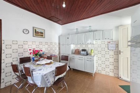 Casa para alugar com 180m², 1 quarto e 3 vagas Casa para alugar com 180m², 1 quarto e 3 vagasCozinha / Lavanderia