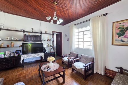 Casa para alugar com 180m², 1 quarto e 3 vagas Casa para alugar com 180m², 1 quarto e 3 vagasSala